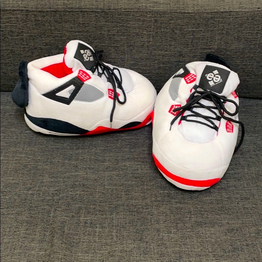 Oversized Jordan Slippers